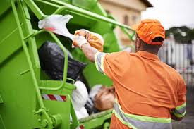 Best Yard Waste Removal  in Tecumseh, MI